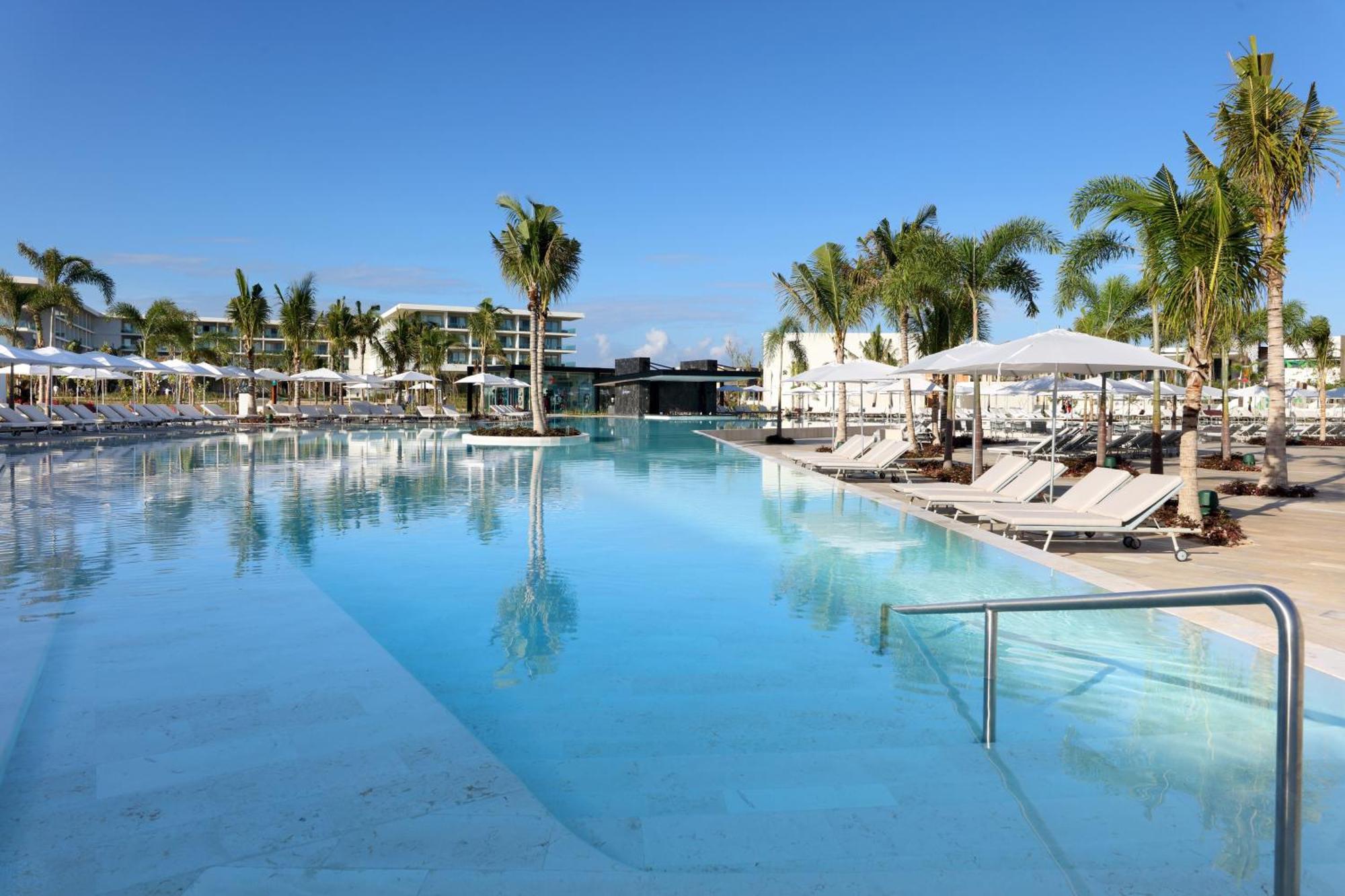 Family Selection At Grand Palladium Select Costa Mujeres Cancún Exterior foto