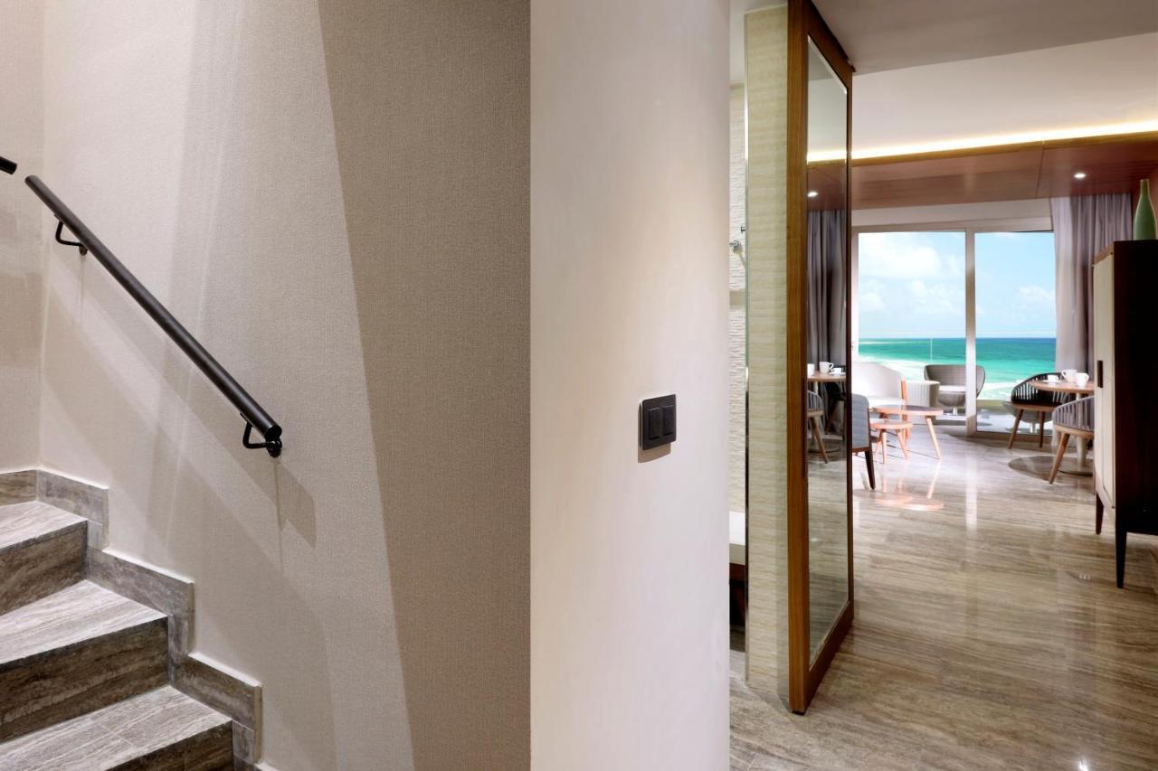 Family Selection At Grand Palladium Select Costa Mujeres Cancún Exterior foto
